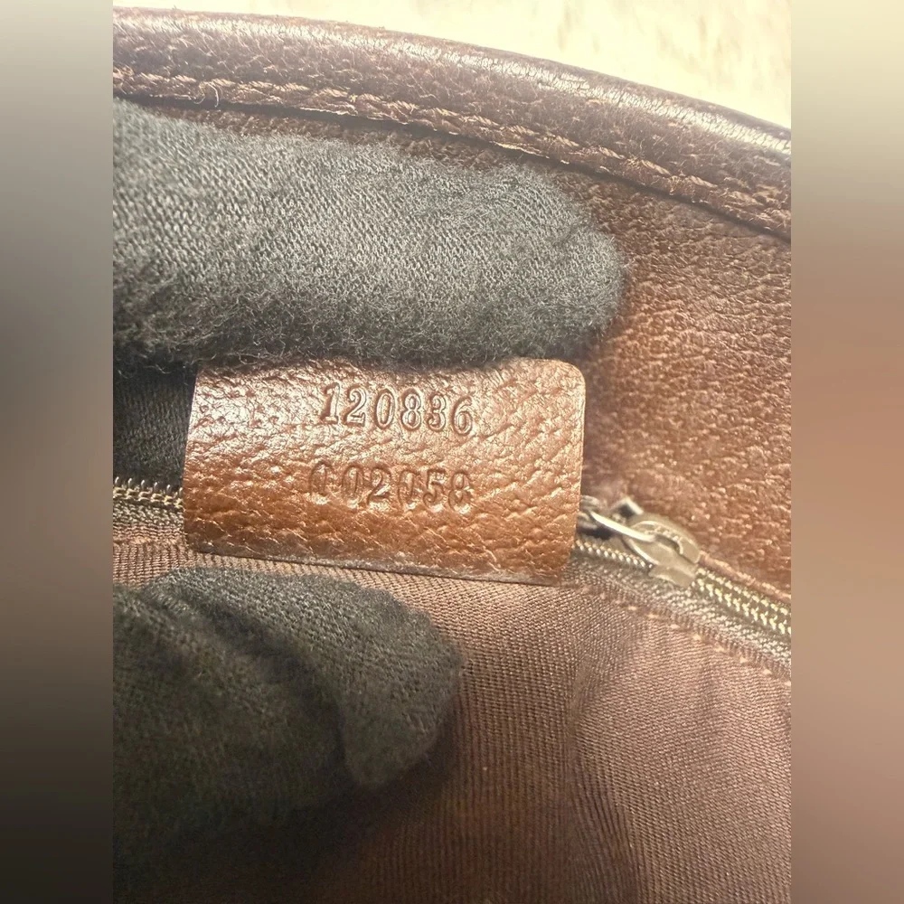 GUCCI-120836 002058 Beige Monogram Canvas Tote with Brown Leather Handle - Picture 5 of 14